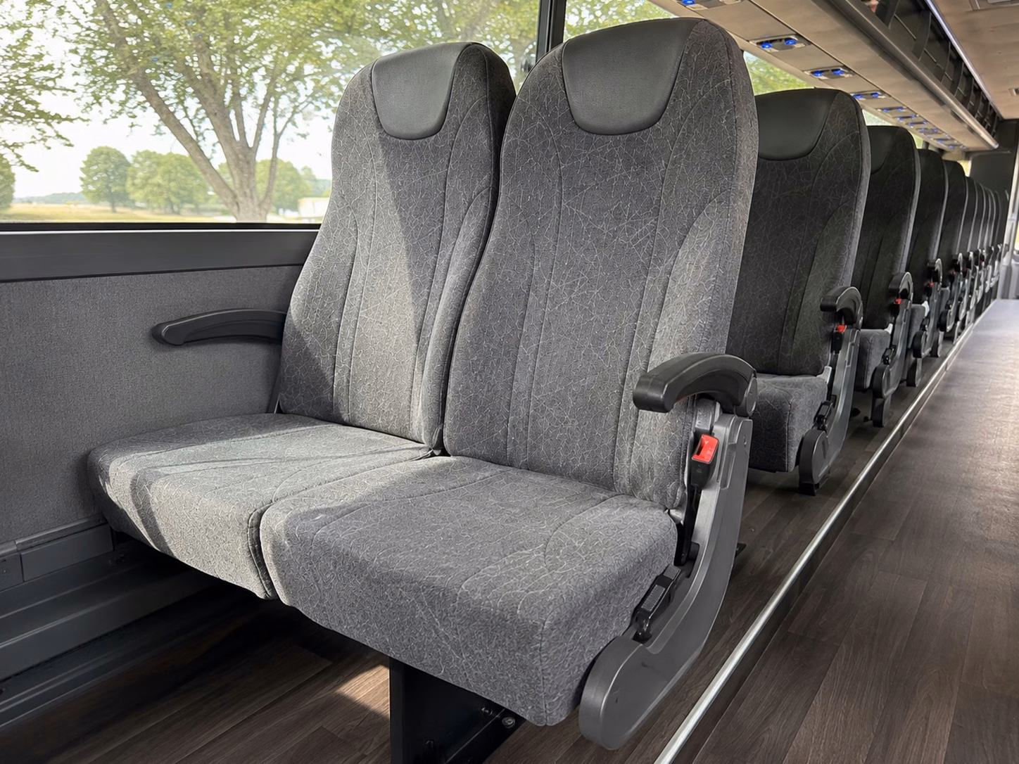 airport shuttle transportation for out of town wedding guests