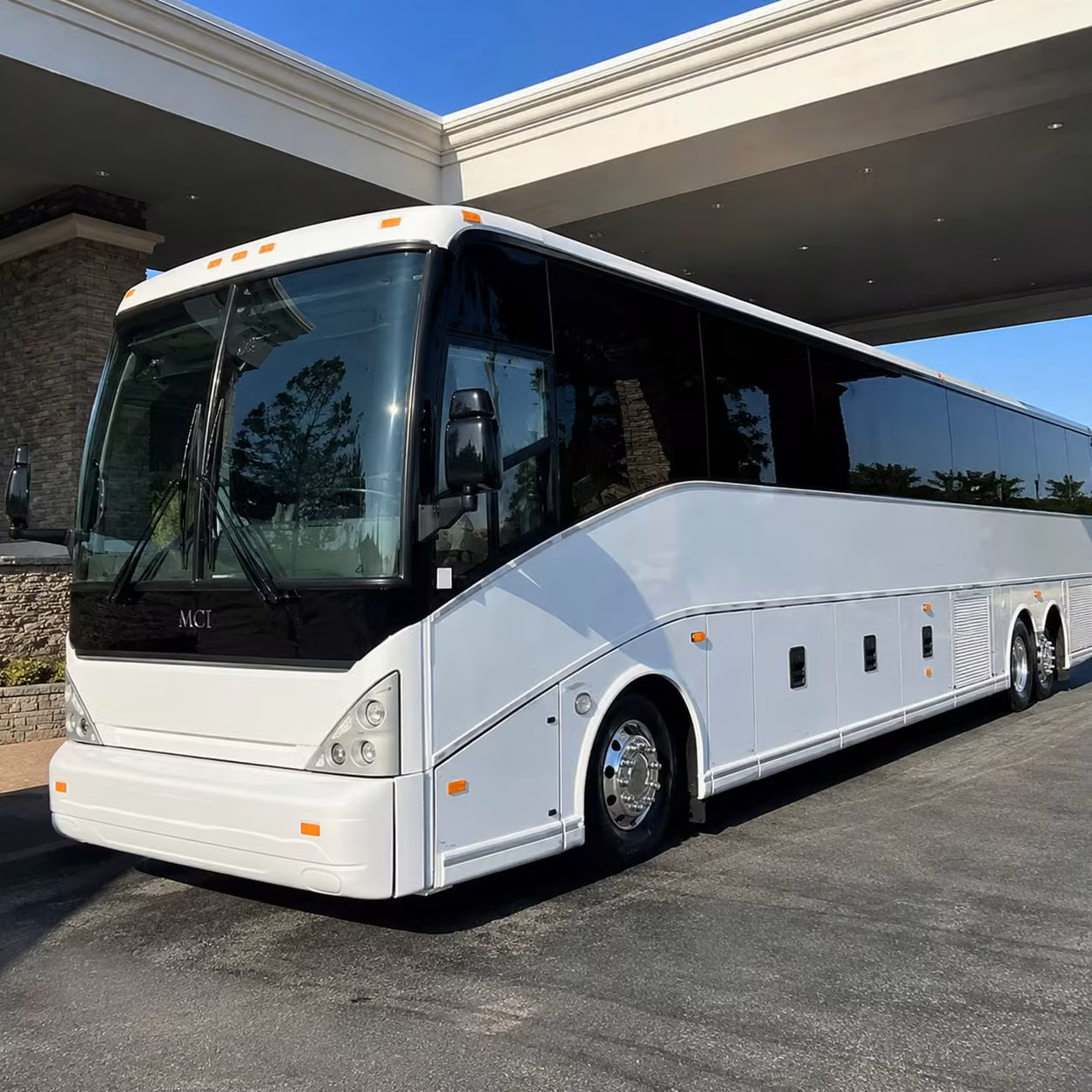 construction crew transportation for southern utah job sites